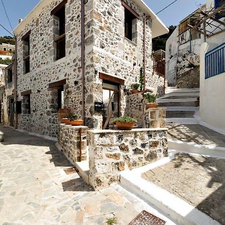 Mirthia Apartments Plakias Bagian luar foto