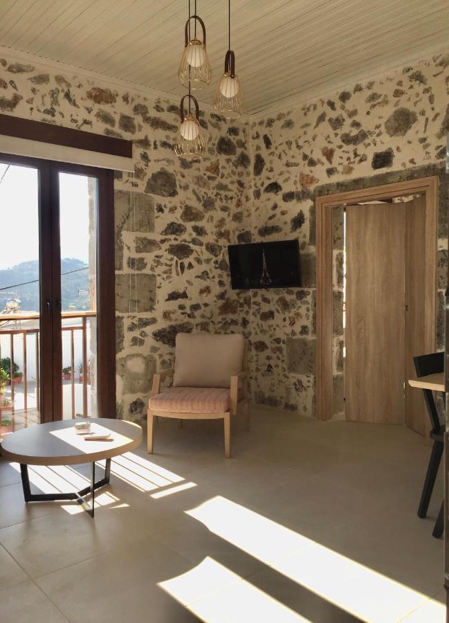 Mirthia Apartments Plakias Bagian luar foto