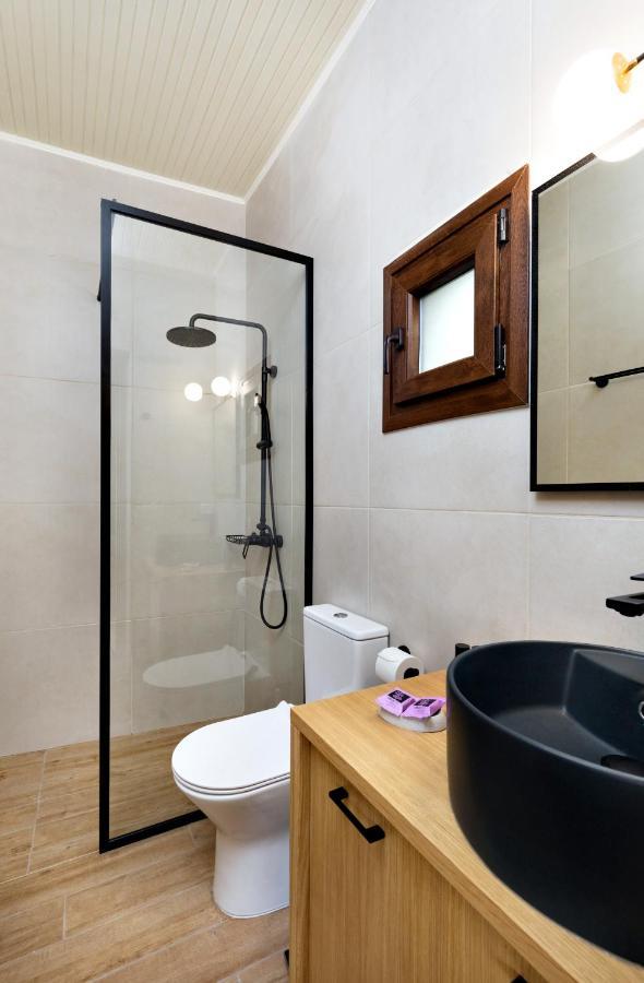 Mirthia Apartments Plakias Bagian luar foto
