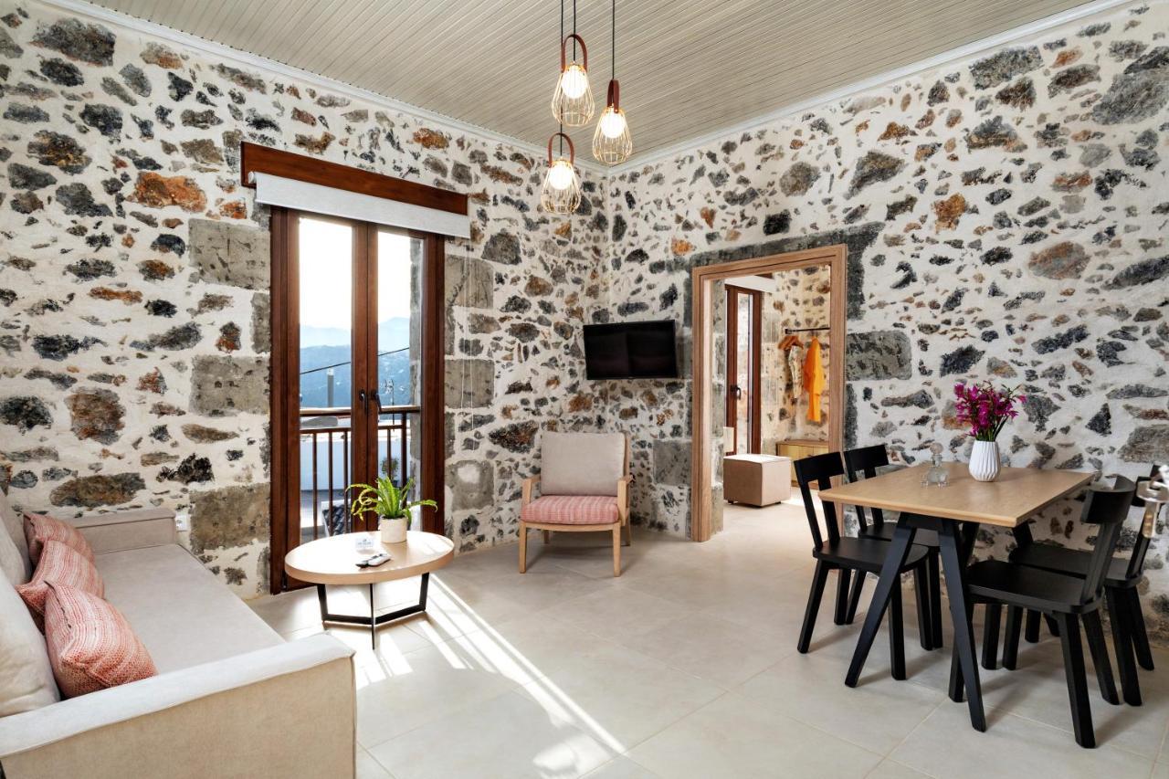 Mirthia Apartments Plakias Bagian luar foto