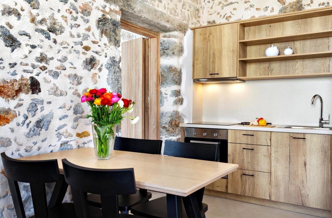 Mirthia Apartments Plakias Bagian luar foto